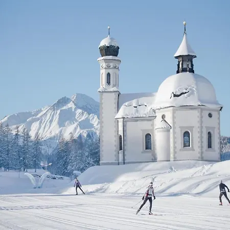 شاليه Lessner - Pure Design & Tranquility